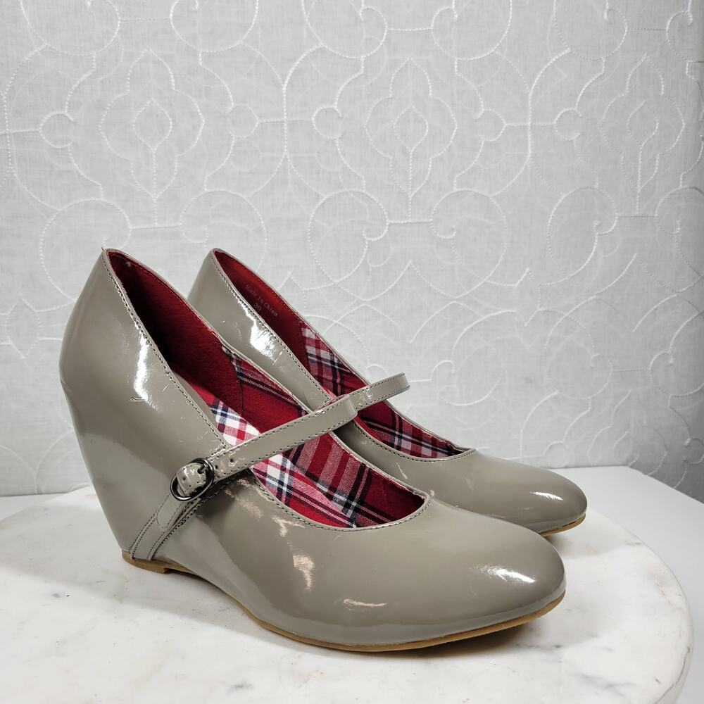 Aldo Womens Mary Jane‎ Wedge EU 39 US 9 Gray Patent Leather Cross Strap Heel